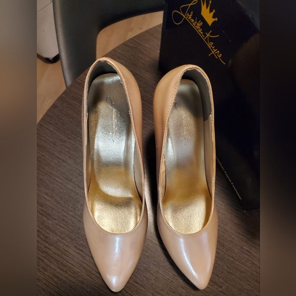 Johnathan Kayne "Barbara" Champagne Heels 9.5M - Picture 3 of 10